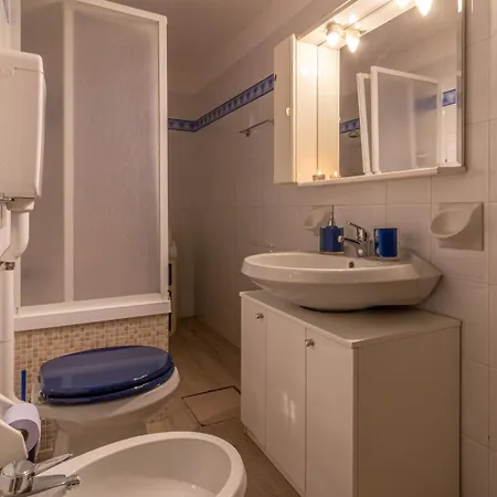 Bambaglioli 2 Torri * Болонья