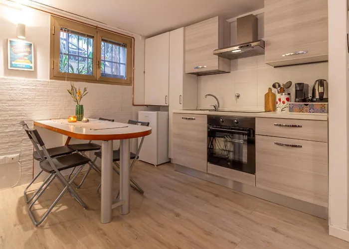 Bambaglioli 2 Torri Apartment *